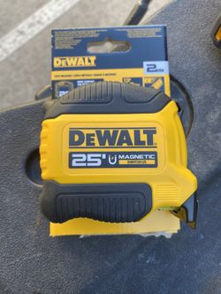 New Dewalt Magnetic 25ft Tape Measure $15 Each 2 For $25 