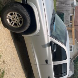 2004 Dodge Dakota
