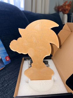 Sonic lamp/pillow case/puzzle lot