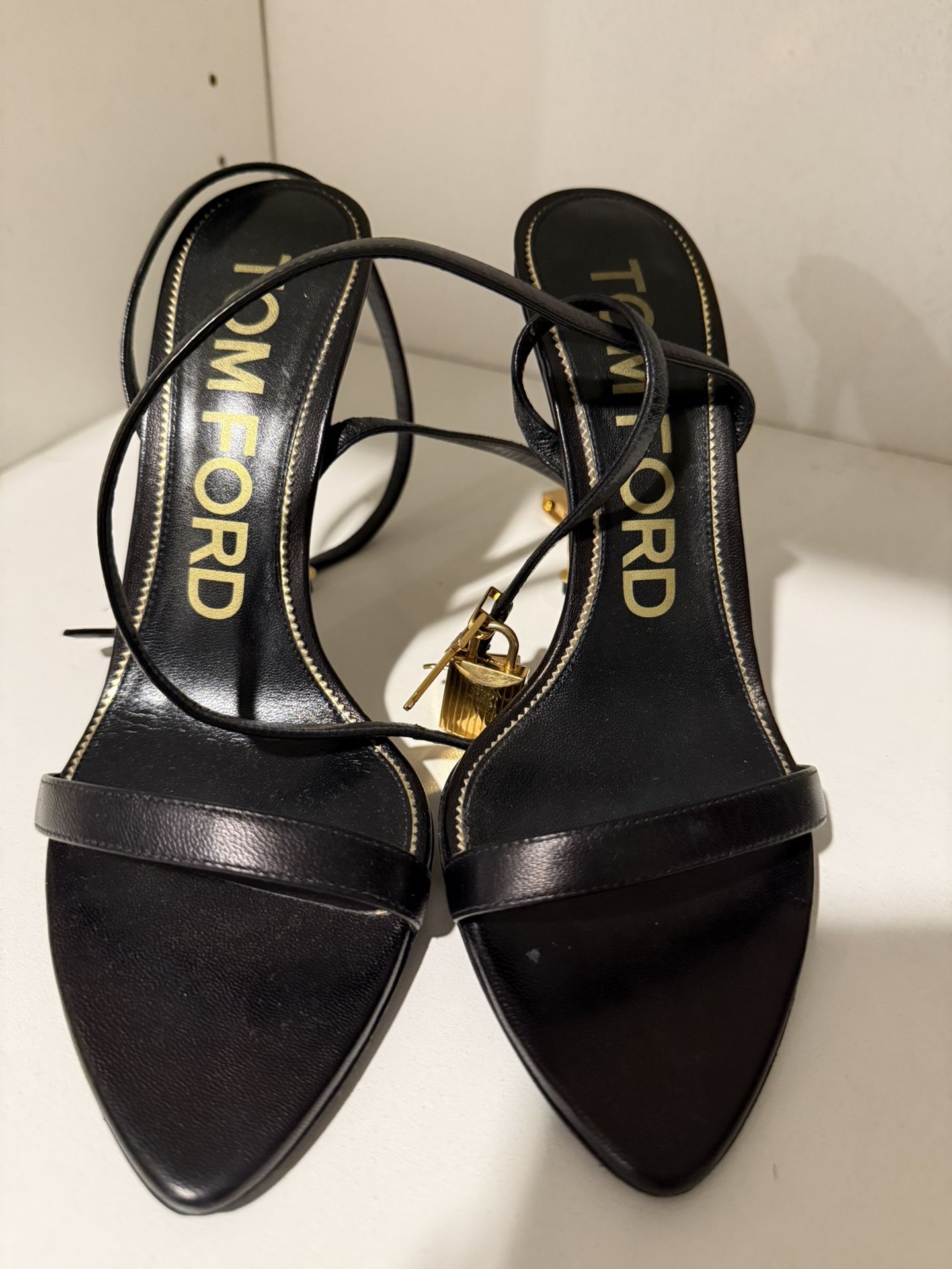 🖤✨ Tom Ford Padlock Sandal Heels – Black & Gold – Size 38 – Authentic ✨🖤