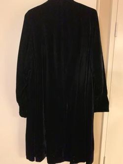 Vintage Women’s Mid-Length Cape- Med