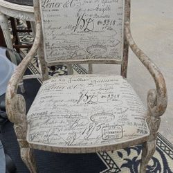 2  Beautiful Accent Chairs 