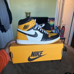 Taxi Jordan 1 Size 9.5 