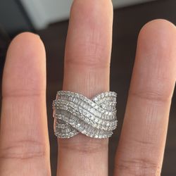 Size 6 Ring Baguette Diamonds White Gold