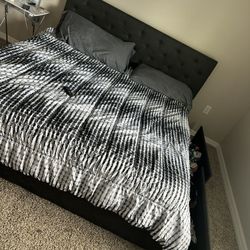 King Size Bed Frame w/ 4 Storage Drawers