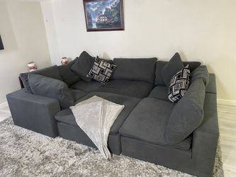 Cube couch 2024