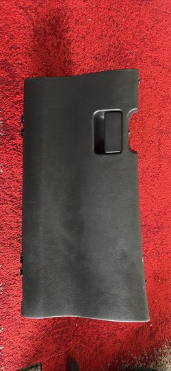 Toyota Corolla 2009 Glovebox