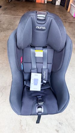 Nuna Rava convertible car seat rear and forward facing