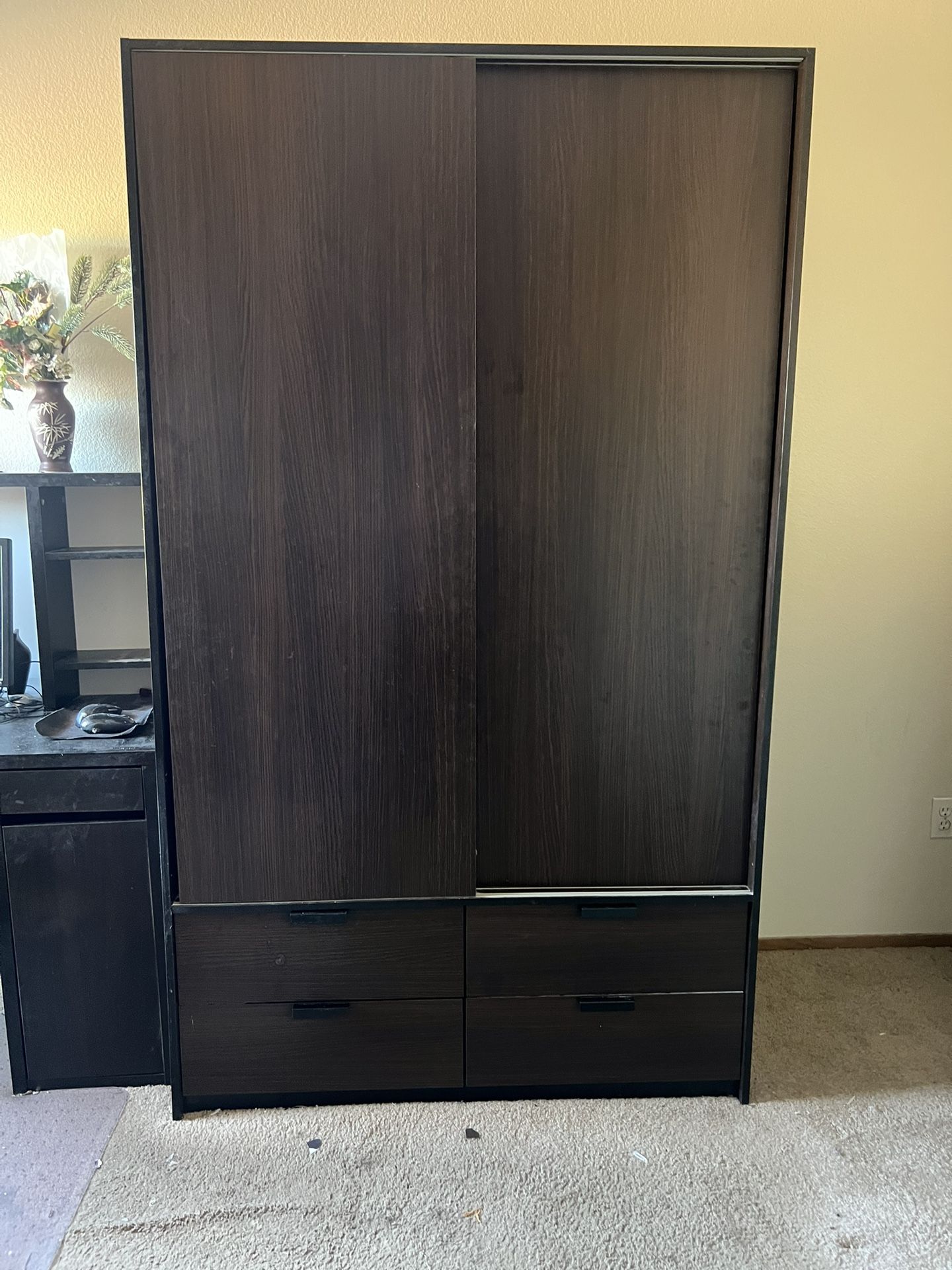 Like New Wardrobe Closet