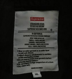 Supreme N-2B parka