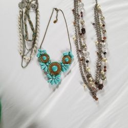 Lot Of 3 Fashion Jewelry Necklaces 1 Zad