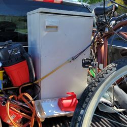 Refrigerator  / Freezer 