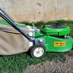 Vintage Lawn-Boy 4600 Lawnmower