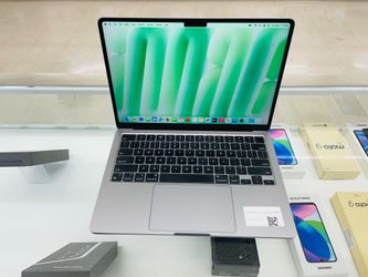 MacBook Air m3 8gb ram 256gb ssd