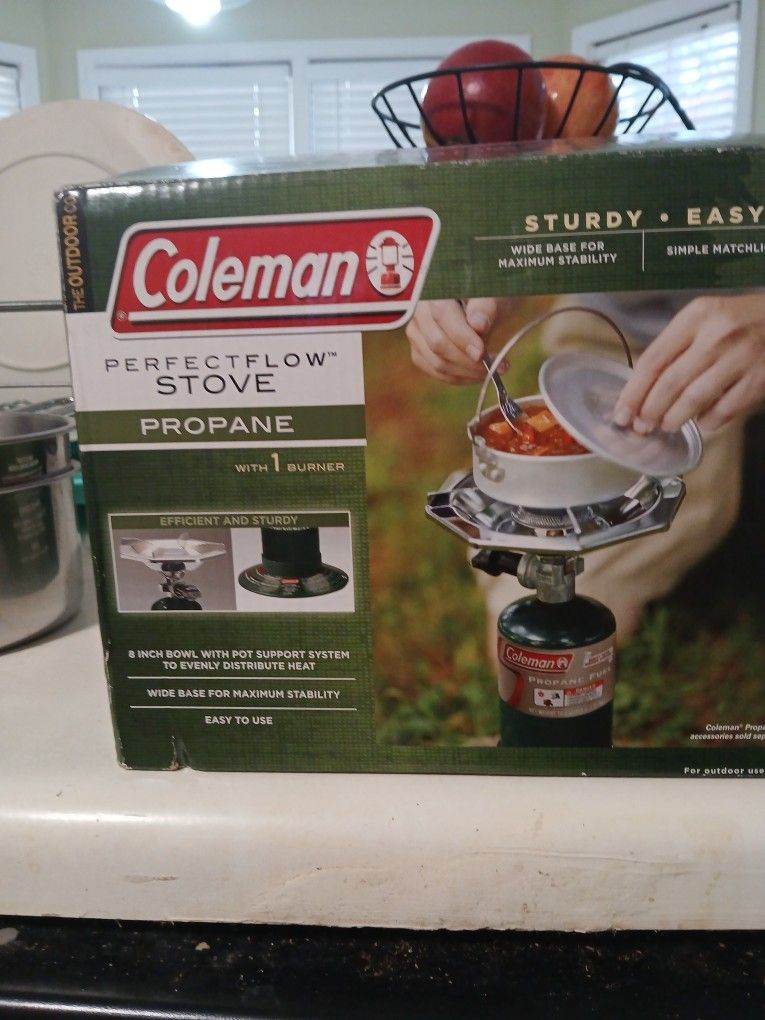 Pro Pane Stove With Two Pots And 1 Propane. Cil