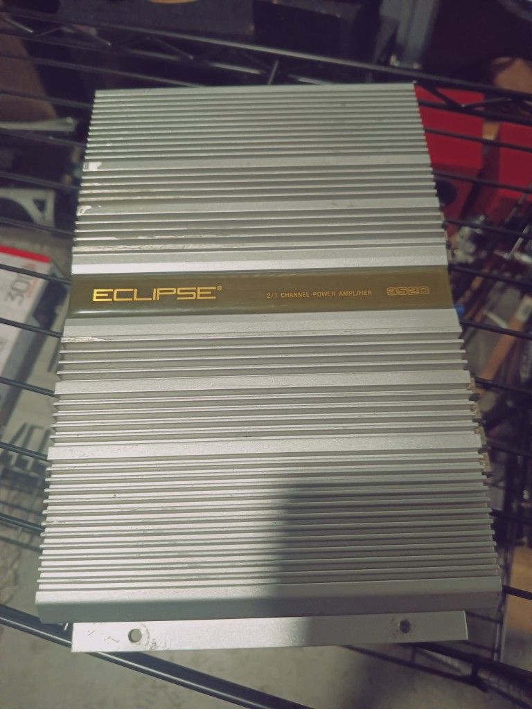 eclipse old school amplifier 90 Watts great condition. FREE DELIVERY DEMO