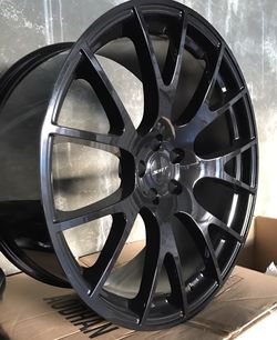 Brand new 22" staggered wheels for dodge