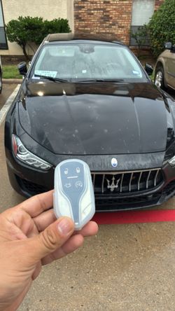 llave de meserati y mas