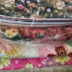 Colchas De Mexico/ Quilts From Mexico