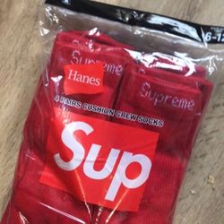 Pack of supreme socks red 