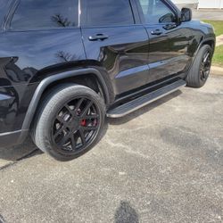 265 60 18 Jeep Grand Cherokee 