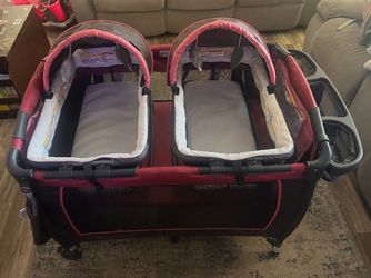 pack and play for twins with detachable rocker