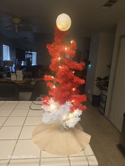 Tabletop Christmas Tree With LIGHTS 