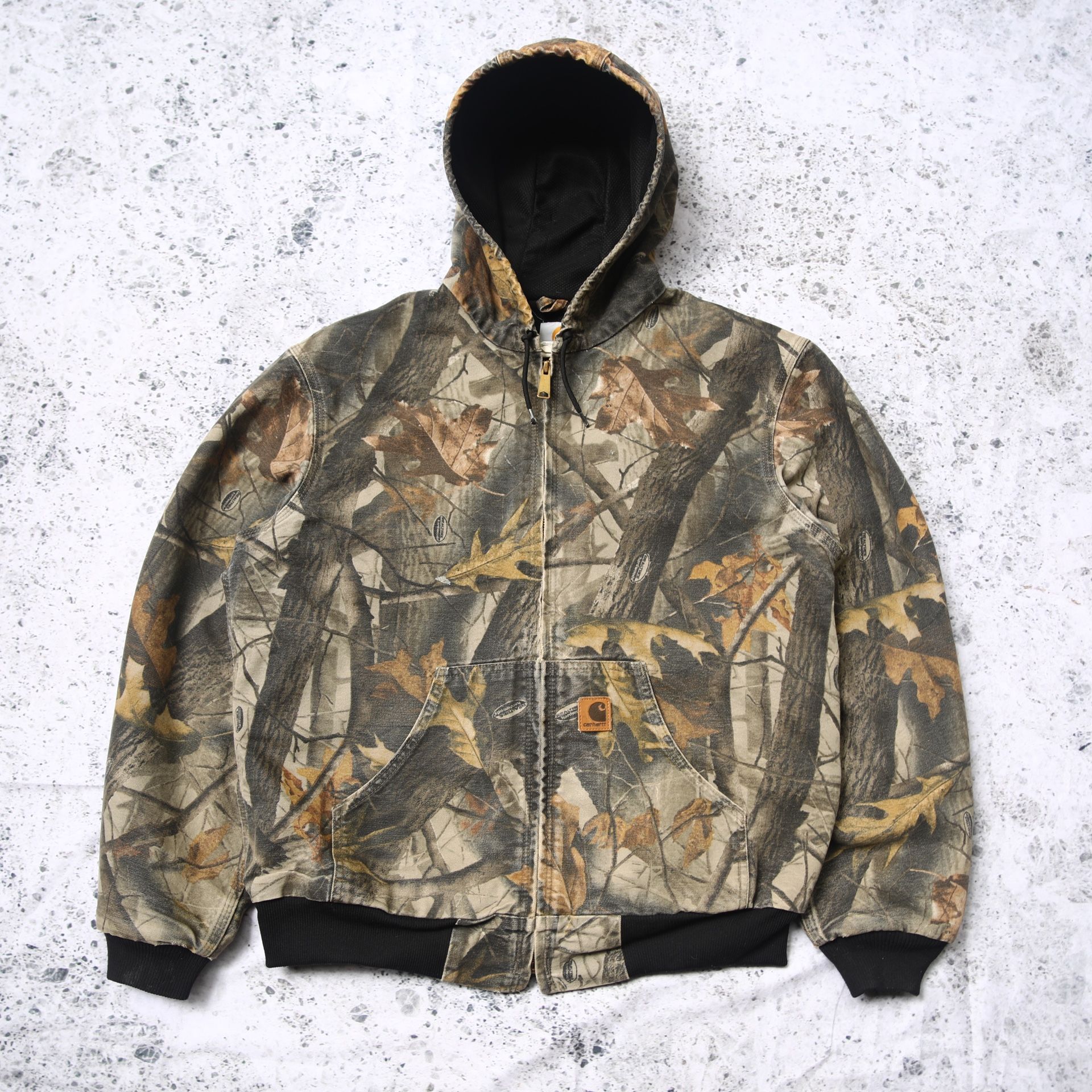 Carhartt J144 CMO Realtree Hardwoods Camo Thermal-Lined Active
