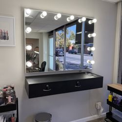 Salon Vanity Station 4x