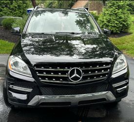 Mercedes Benz ML(contact info removed)