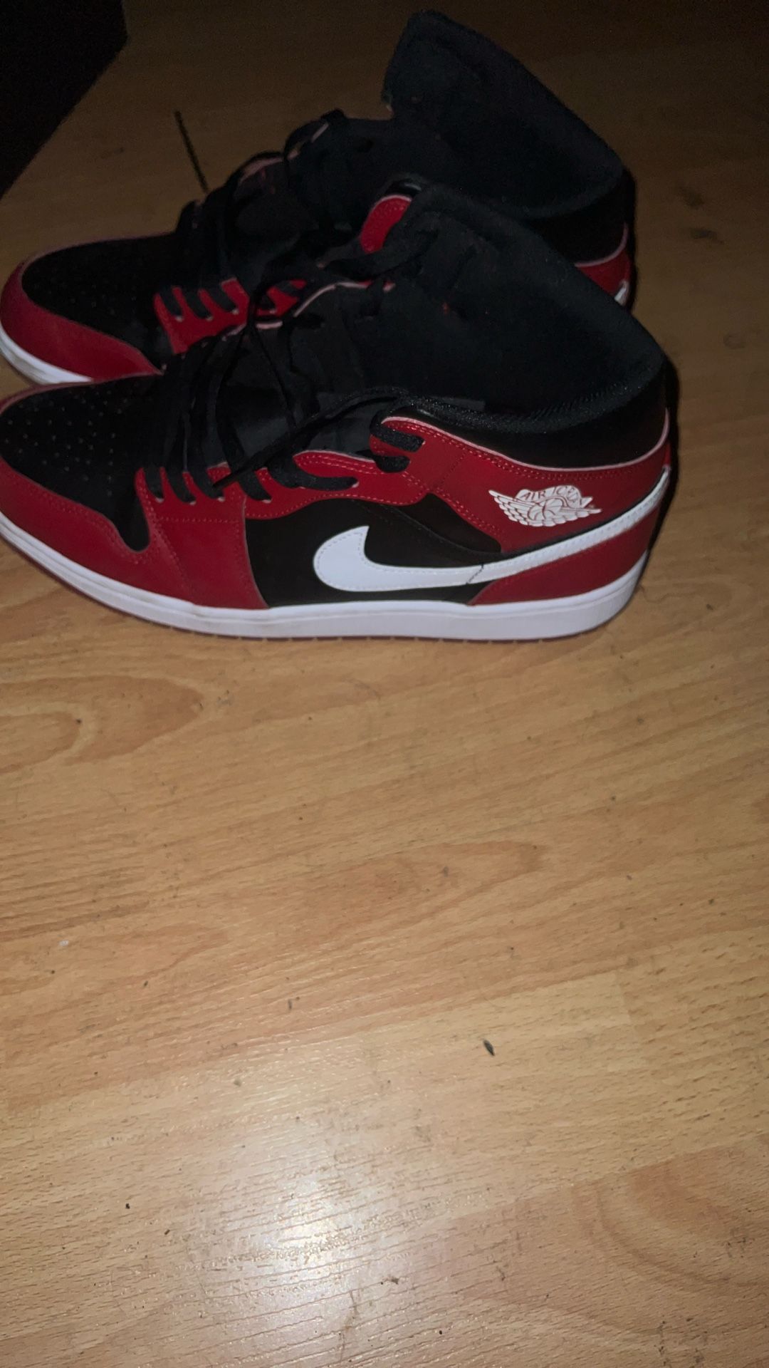 Air Jordan’s 1 Mid