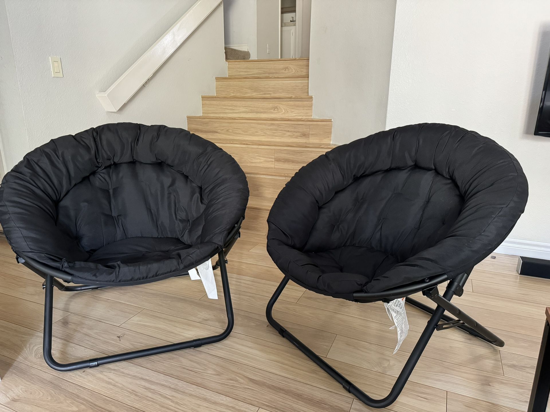 Oversized Saucer Chairs