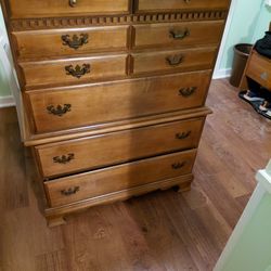 6 Drawer Dresser With Nightstand In Natural Wood Finish 