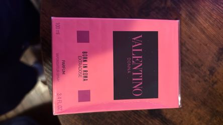Valentino Dona