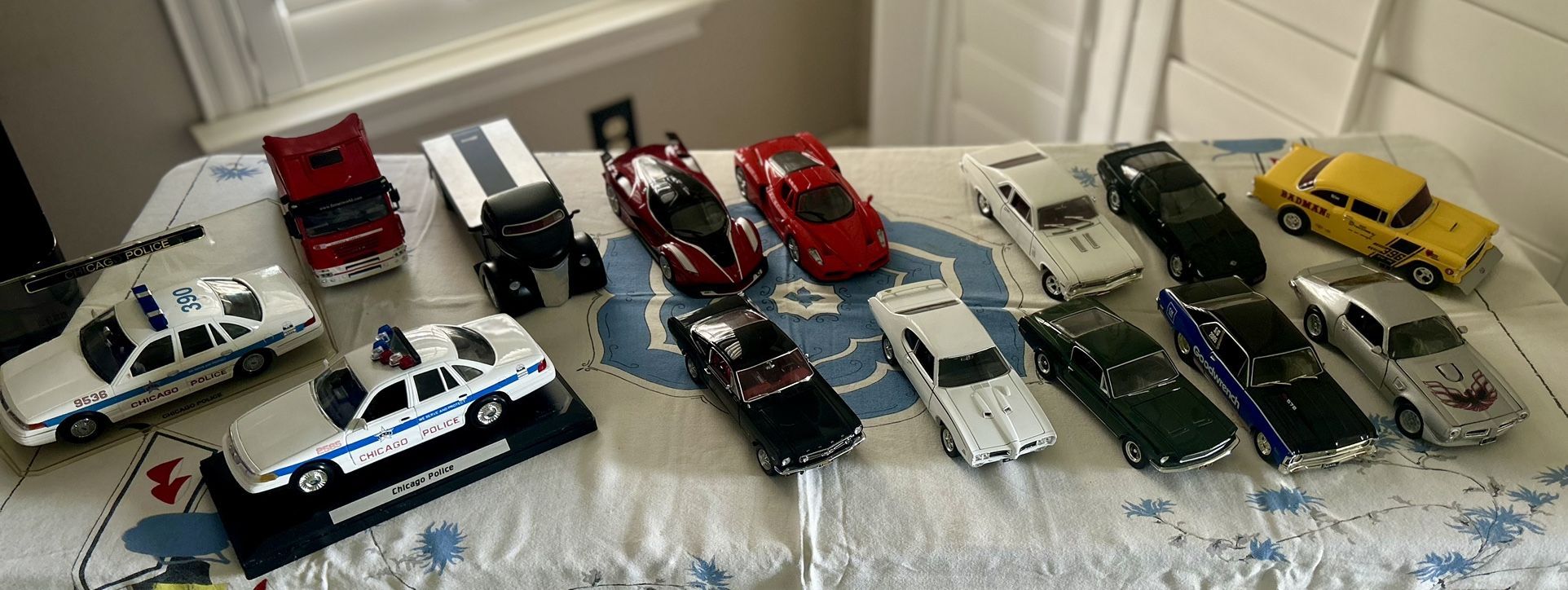1:24 Diecast Cars