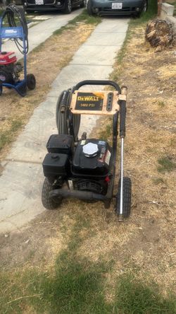 Pressure washer. Machine.  Dewalt  3400 psi. Trabajándo $300 firme