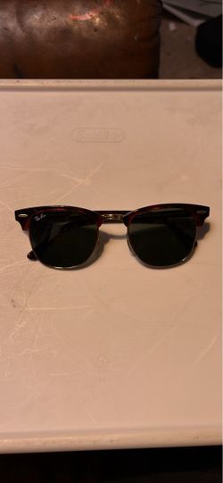 Ray-Ban Clubmaster  Sunglasses