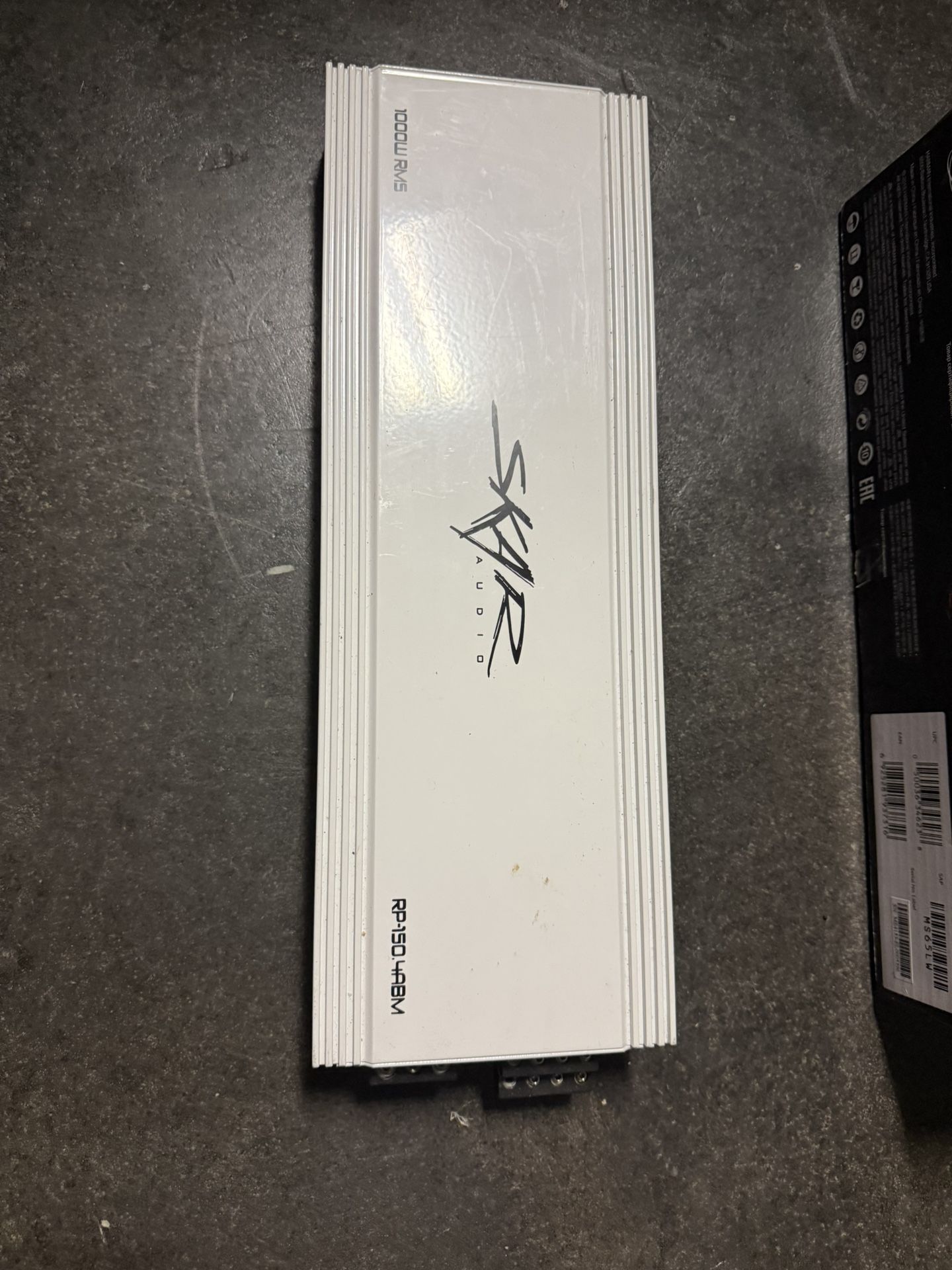 Skar Audio Amp