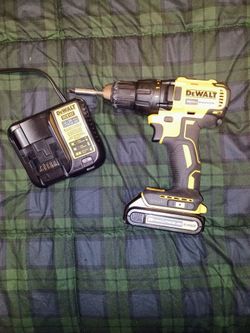 DeWalt DCD777 1/2" (13mm) cordless drill driver