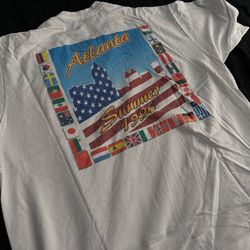 Vintage 1996 Atlanta Olympics t shirt.