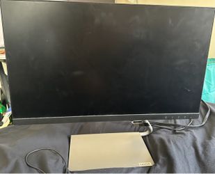 Headset, keyboard and desktop monitor