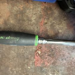 3/8ths Snap On Long Ratchet 