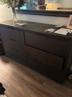 Real Wood 6-Drawer Double Dresser