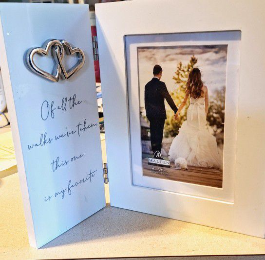 Just MARRIED PICTURE FRAME
