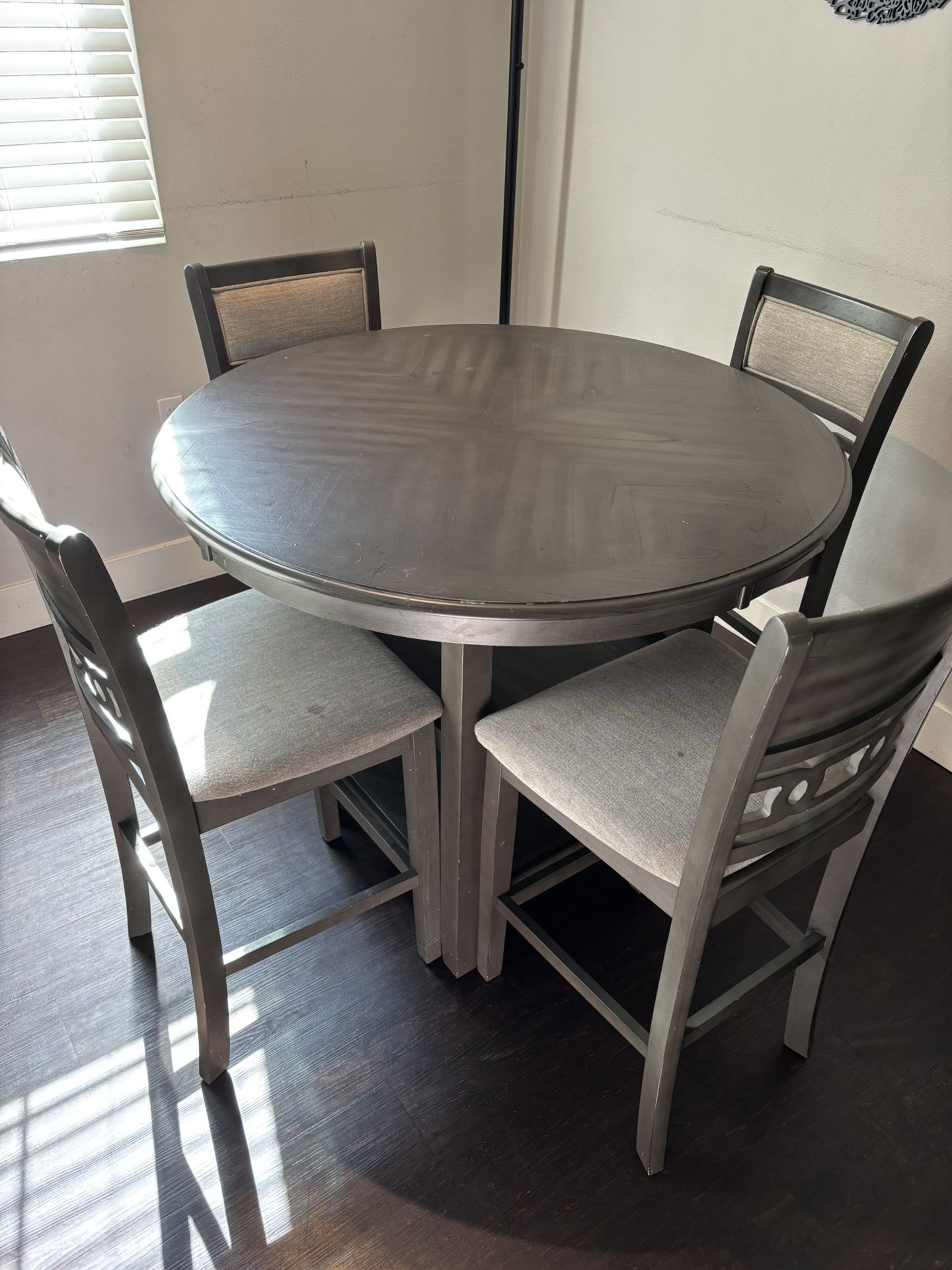 Bar Stool Dinning Table & Consol