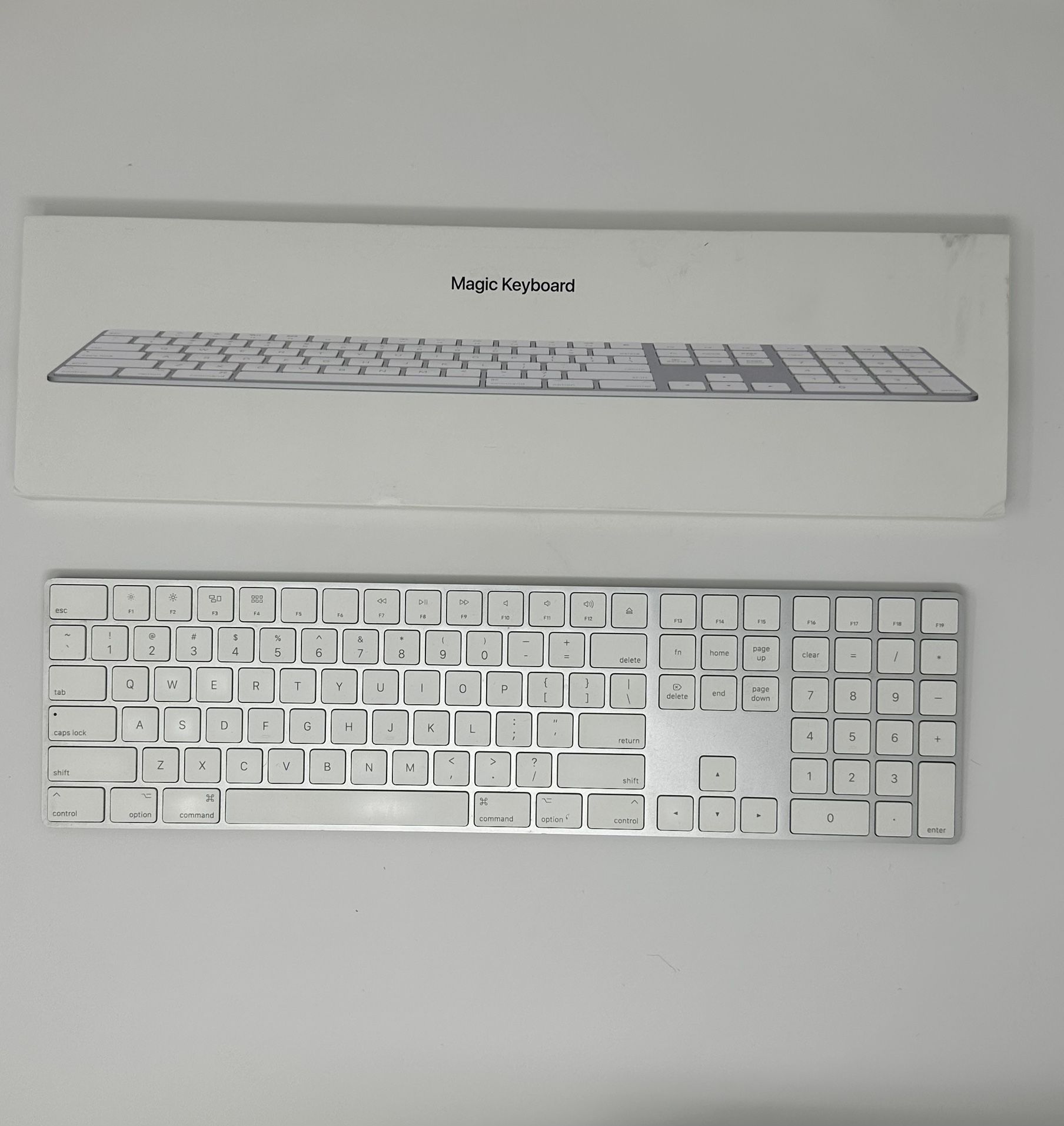 Apple Magic Keyboard with Numeric Keypad – White
