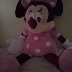 Giant Minnie mouse 