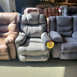 CLEARANCE RECLINER