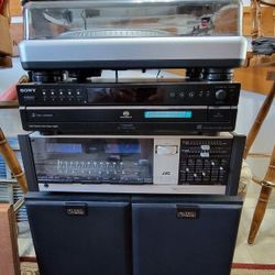 JVC stereo System Complete