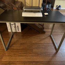 Office Desk/ Computer desk For Home Office